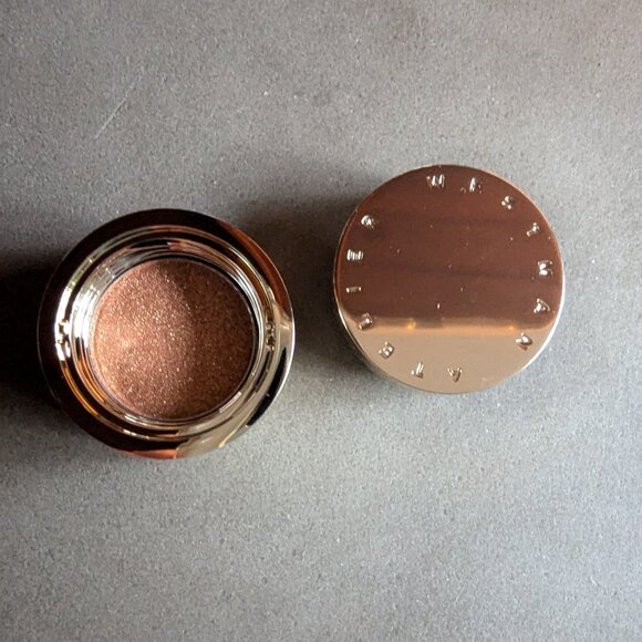 Westman Atelier - Limited Edition Eye Pod Fête: champagne with gold iridescence - Picture 9 of 12